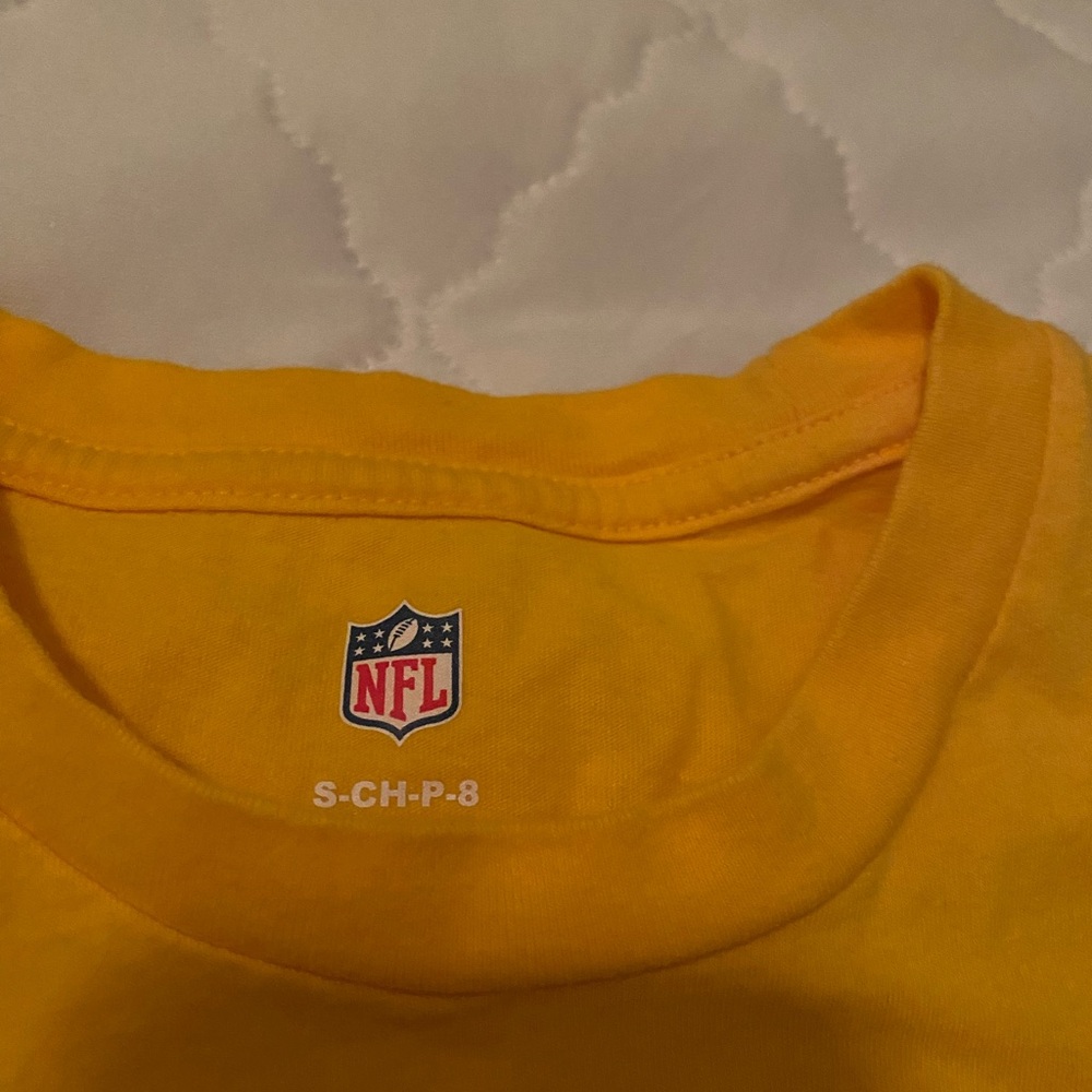 Girls Chiefs T-shirt - Picture 2 of 3
